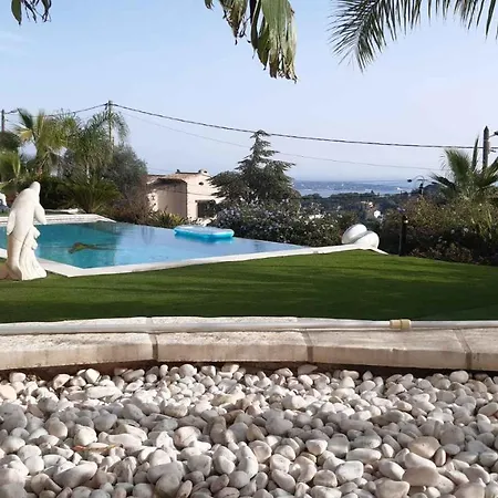 Villa Villa Neo-Provencale Vue Mer Panoramique Piscine & Jacuzzi 4 Chambres *